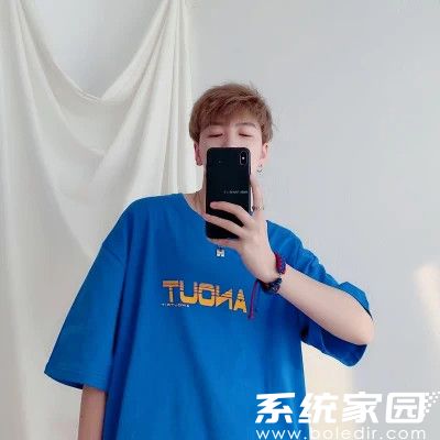 水墨风格男士头像